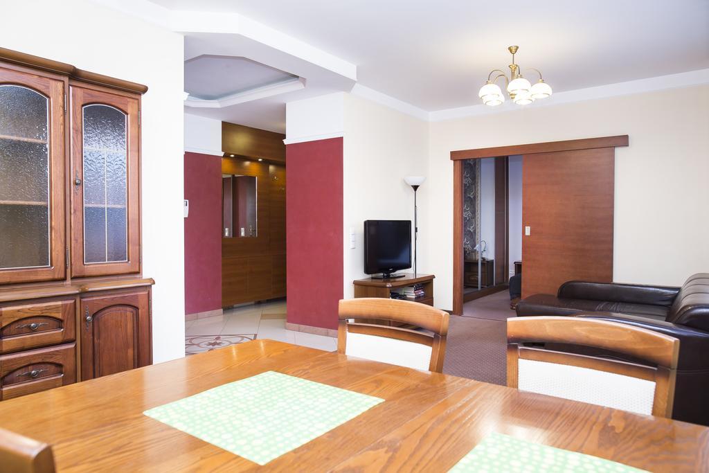 Hosapartments Atelier Residence Варшава Екстериор снимка