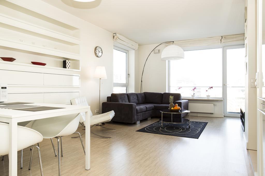 Hosapartments Atelier Residence Варшава Екстериор снимка