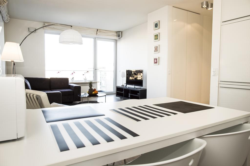 Hosapartments Atelier Residence Варшава Екстериор снимка